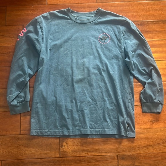 Maui and Sons Extra Large Women's Blue and Pink T-Shirt Long Sleeve - Picture 1 of 8